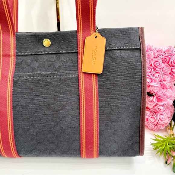 NEW COACH Spin Tote 42 Signature Jacquard in Black/Red - Picture 4 of 14